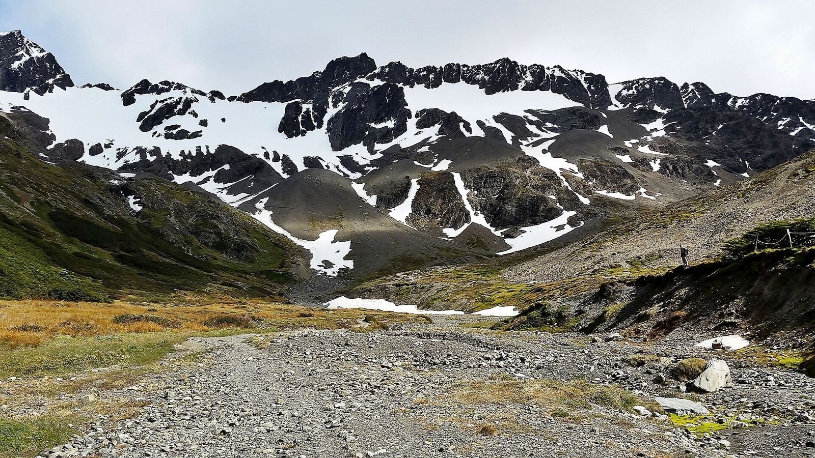 Glaciar Martial em Ushuaia: trilha pelo vale até o glaciar